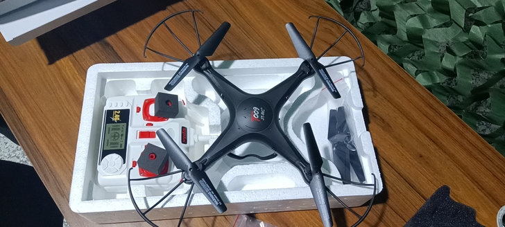 司马T009四轴飞行器260元!密码航空铝...