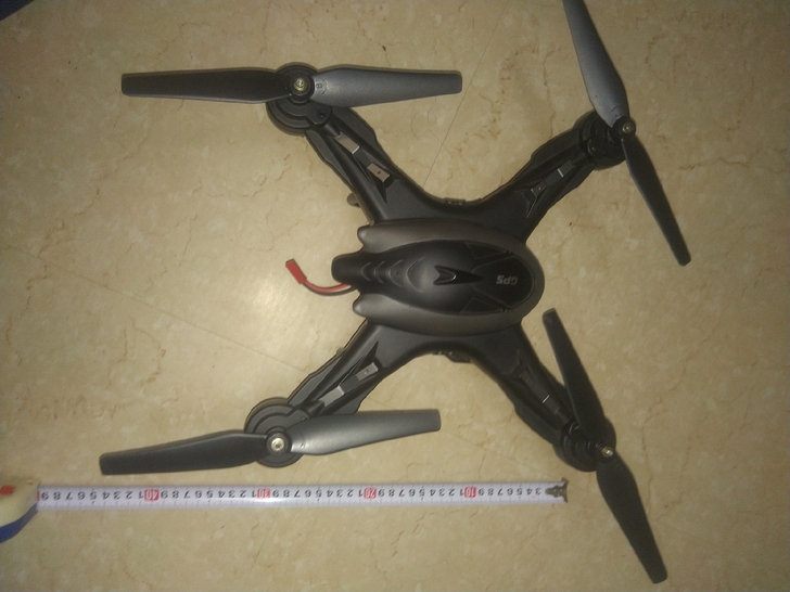 gps无人机，手机app控制，可航拍，像素...