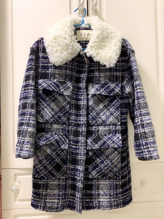 z11毛呢格纹大衣