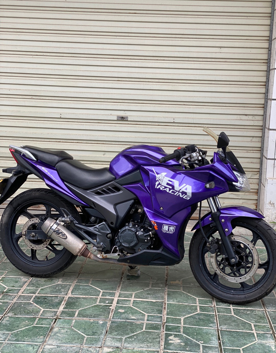 力帆kpr150摩托车街车趴赛 车子1...