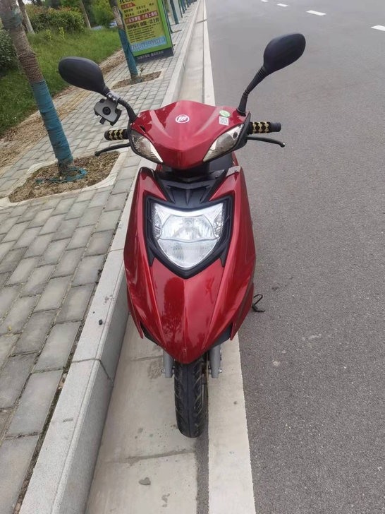 九成新力帆踏板摩托，刚刚八千公里，提速快，...