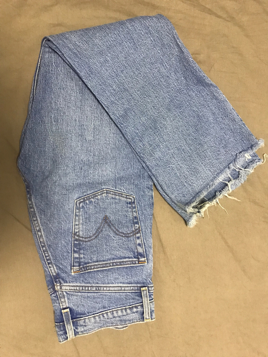 Levis女士水洗牛仔裤；厚度适合春秋，1...