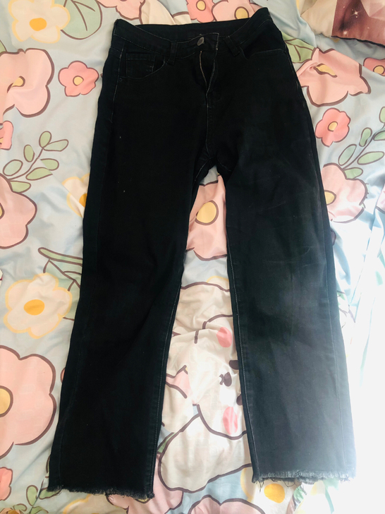 牛仔裤15元一条,90斤到110斤姐妹都可...