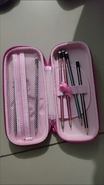 笔袋女生大容量文具盒女韩版可爱小学生学习用...