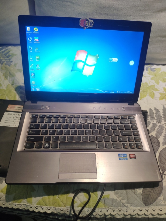 联想i5独显游戏笔记本电脑