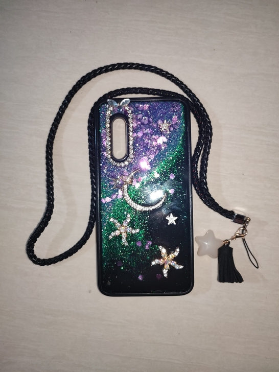 X27手机壳没用过有包装赠挂绳。