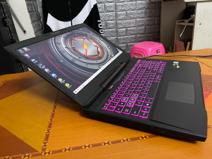 960/4g酷睿i7.机械革命X6ti吃鸡...