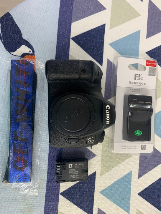 佳能EOS  6D全画幅单反机身，相机成色...