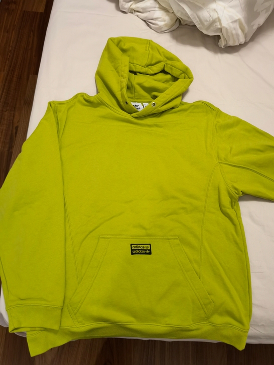 阿迪达斯三叶草 男款卫衣  尺码S 175...