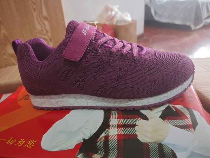 专卖店撤店,断码大处理,品牌鞋,质量非常好...