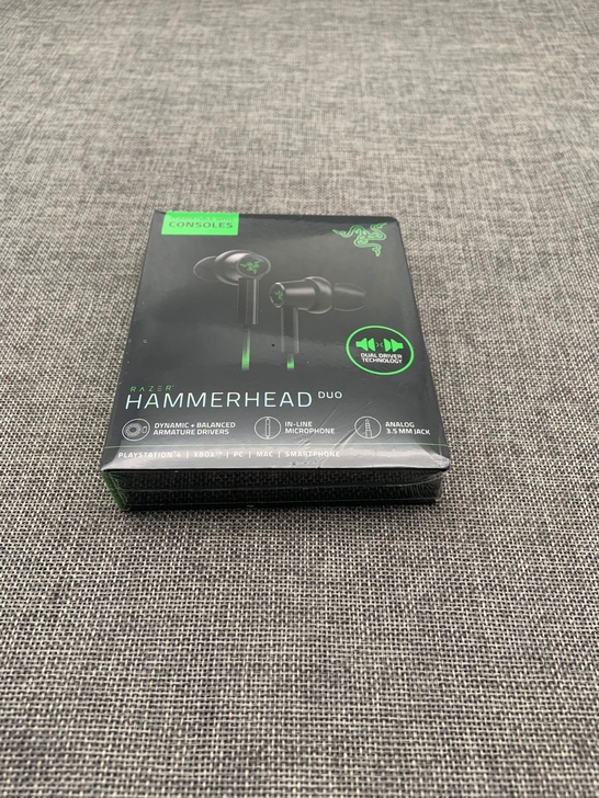 Razer雷蛇战锤狂鲨V2双核版入耳式耳机...