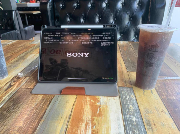 ipad2019款ipad7代送电容笔10...