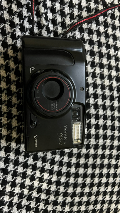 Yashica mg-2