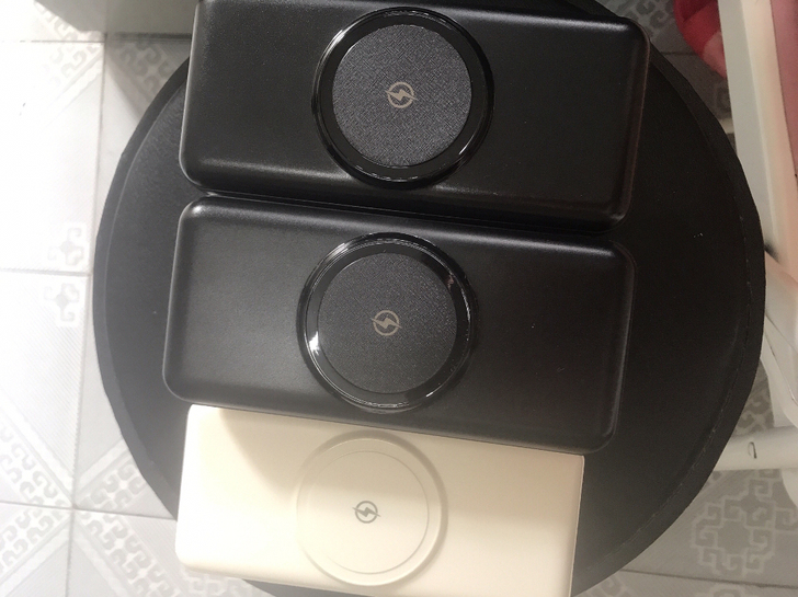 外贸高品质大容量30000毫安多功能充电宝...