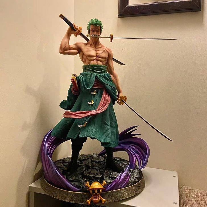 海贼王GK索隆三刀流手办超大一个，缺钱便宜...