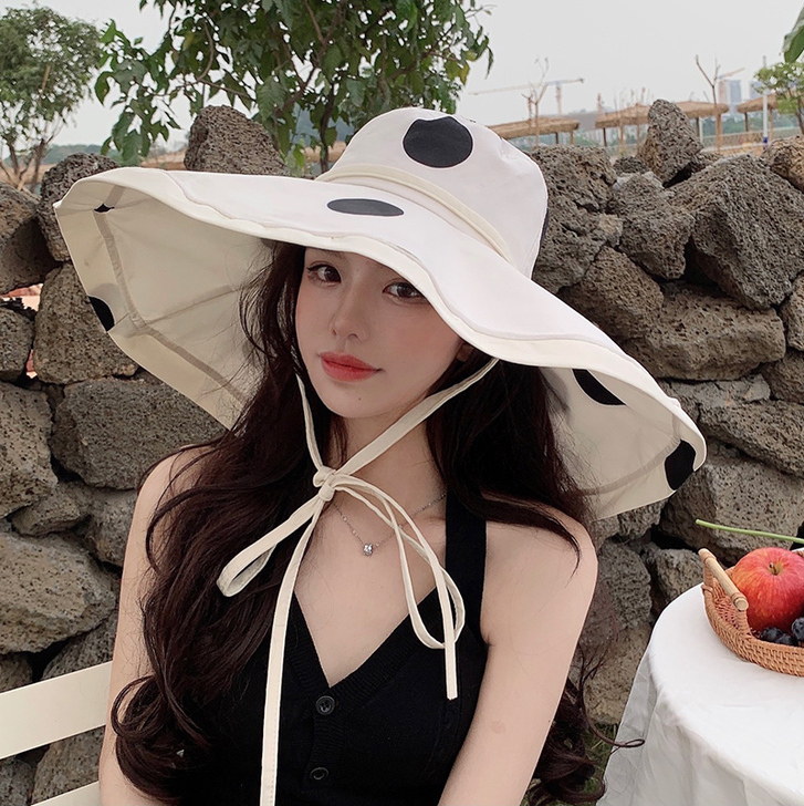 包牛 帽子，一次也没戴过