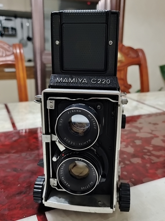 Mamiya C220带80mm f3.7...
