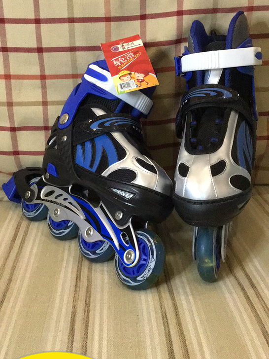 老公送的，说是让我运动运动，买了一个儿童的...