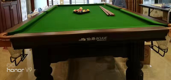 九成九新台球桌！原价5千多。只用过几次，现...