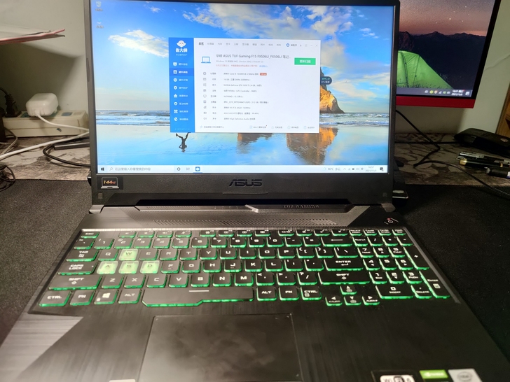 9.9新华硕飞行堡垒8,i5-10300h...