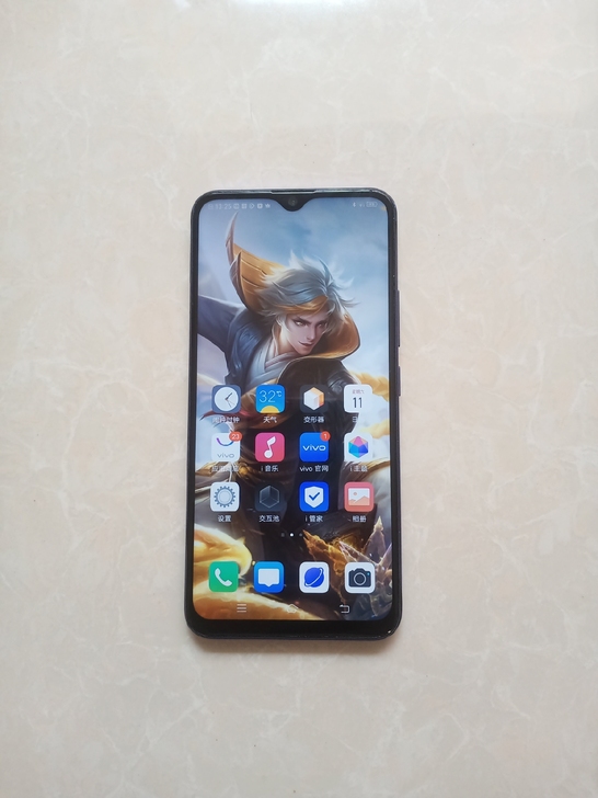 VIVO Z5i  玛瑙黑，8+128G，...