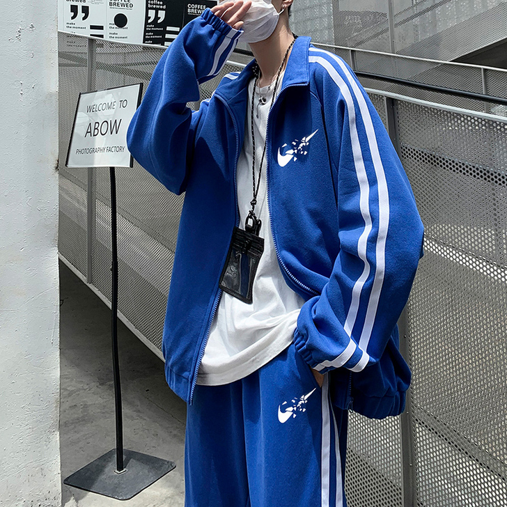 V37 休闲运动套装