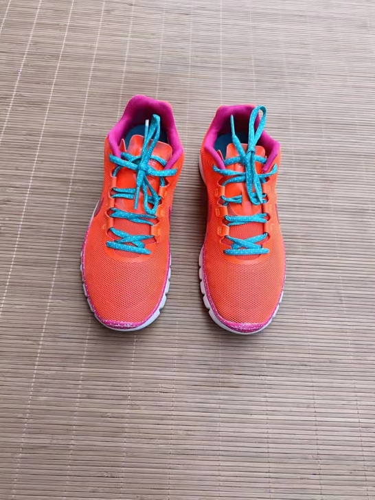 36.5码 耐克Nike运动鞋      ...