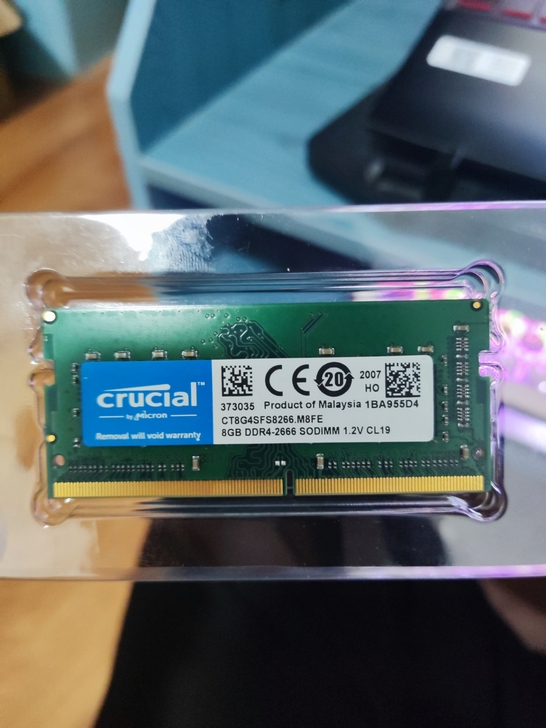 英睿达镁光8G DDR4内存条，因电脑升级...