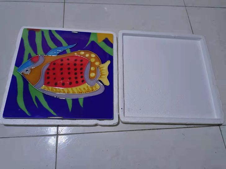 外贸瓷器工艺画两副，30元每副。不包邮，可...