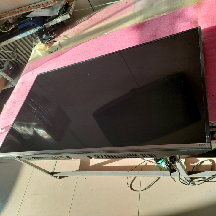 创维酷开50寸网络智能，没维修，封条都在。...