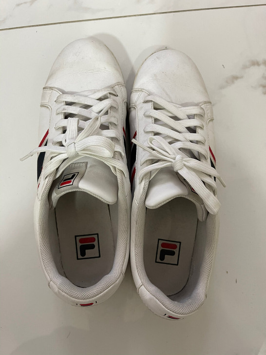 鞋子太多，清理一波，男士41码，看上的带走...