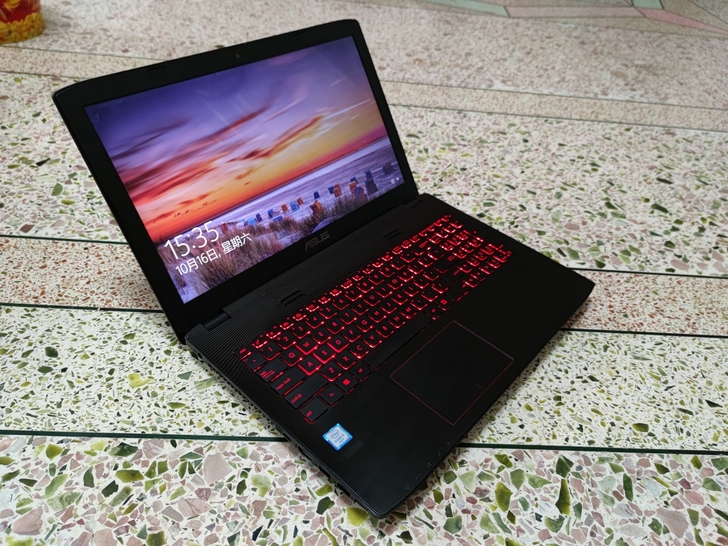 华硕飞行堡垒fz50v i5 6300HQ...