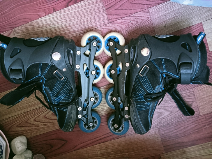 溜冰鞋，品相很好，需要的聊