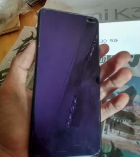 自用一手红米k30，一直贴膜带壳使用，百般...