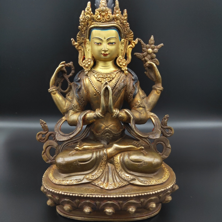 鎏金铜佛像，开慈祥脸，细节处理完美，包浆醇...