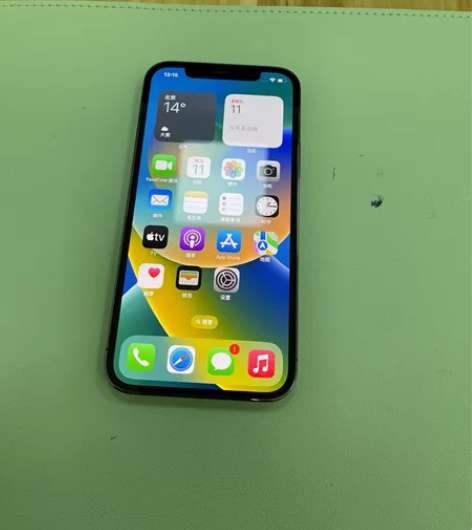 iPhone 12 Pro 石墨色 128...