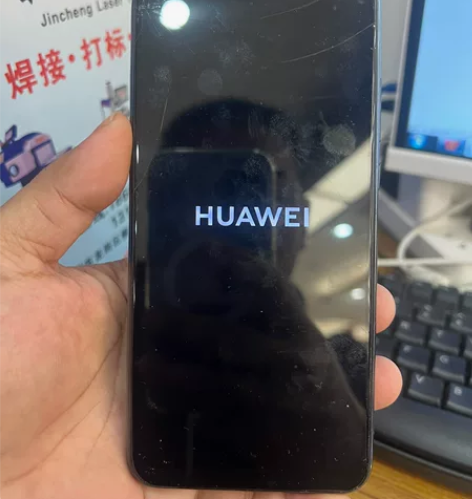 华为荣耀9plus6+128G屏幕左上角碎...