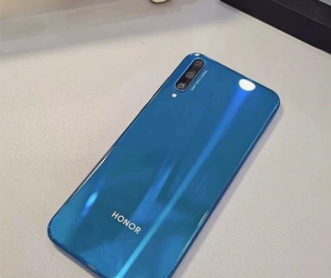 华为 荣耀20 青春版8GB+128G 成...