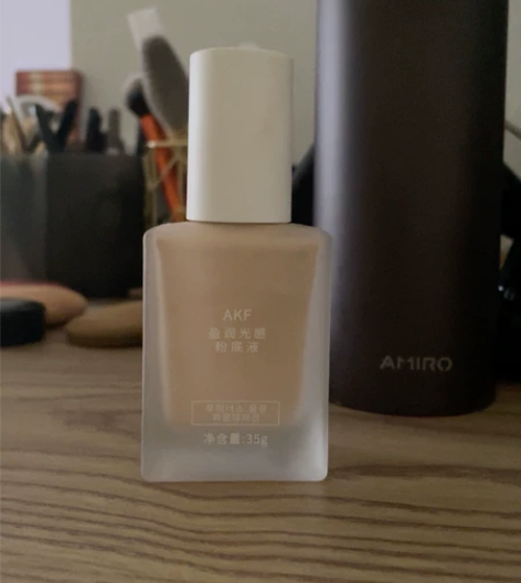 Akf盈润光感粉底液，粉底测评博主，仅试用...