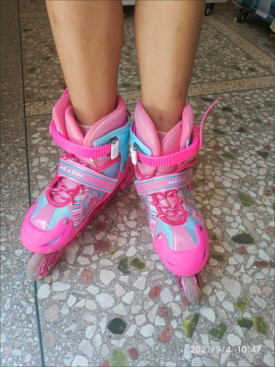 儿童溜冰鞋最后16件清仓处理