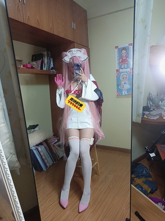 碧蓝航线英仙座cos护士服