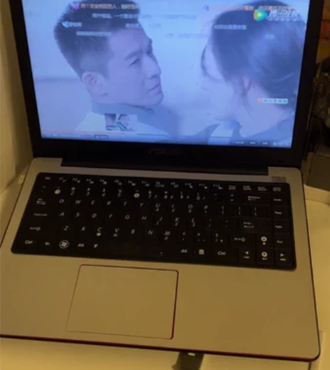 华硕笔记本X402C 感兴趣的话点“我想要...