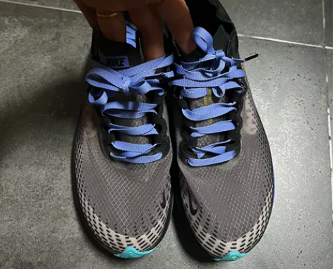 耐克跑鞋 运动鞋  减震效果非常好，非常舒...