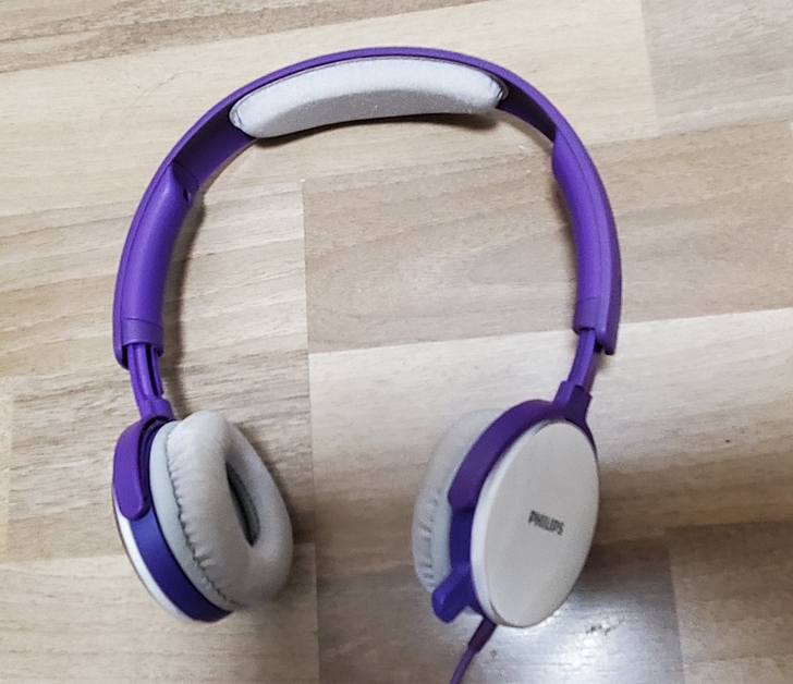 飞利浦头戴式线控耳麦,几乎全新,功能完好无...