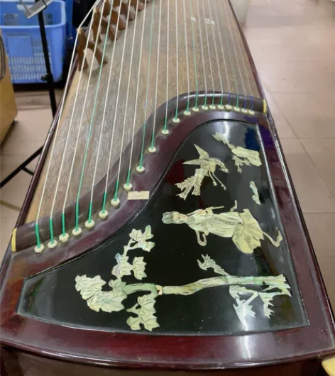 入门级古筝，音色良好，适合新手，仅限韶关自...