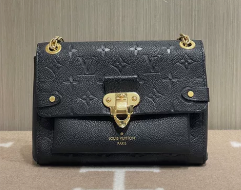 LV vivan 小号黑色全皮 芯片款 全...