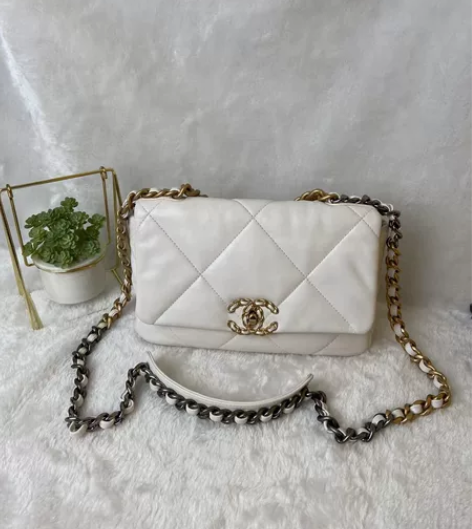 Chanel 香奈儿30开 19Bag 小...