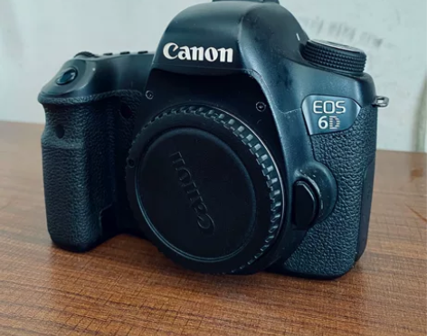 佳能全画幅eos 6d单反相机、正常使用痕...