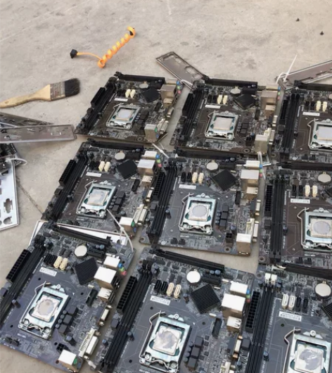 七彩虹H81-DV主板 G3260cpu主...