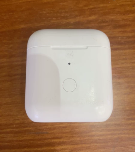 QCY T8 充电仓，功能完好 感兴趣的话...
